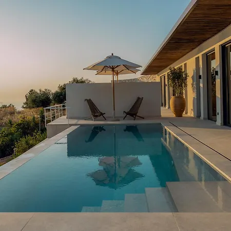 Tellion Cave Villa *